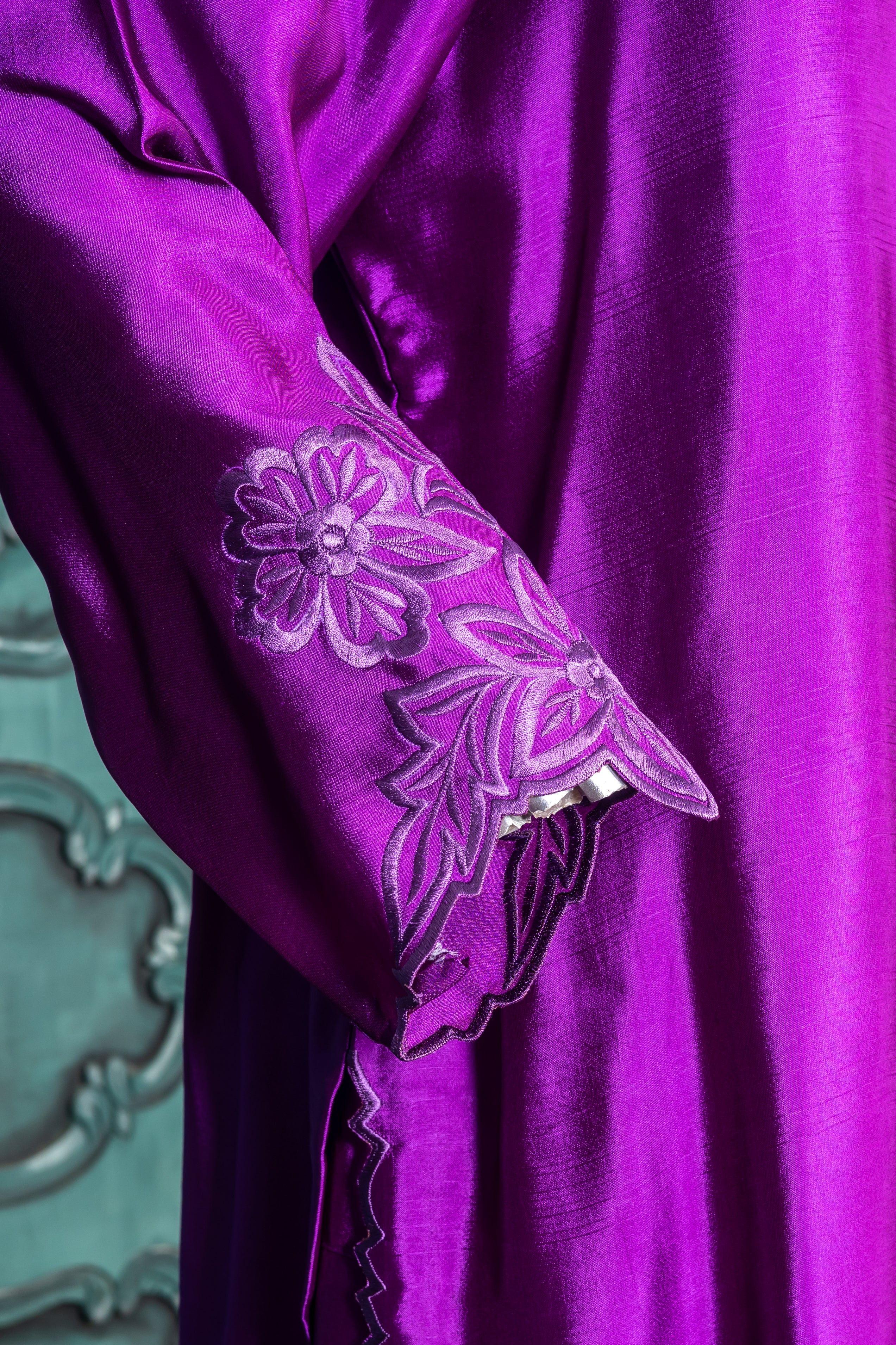 Zarnoor – Luxury Purple Sheesha Silk 3-Piece Outfit with Farshi Shalwar