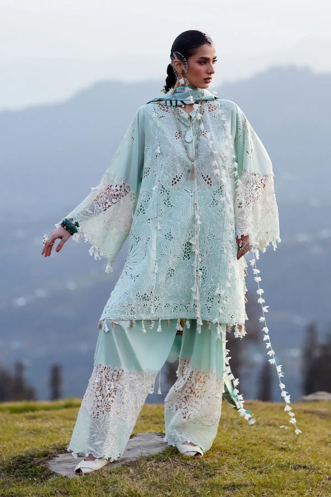Zevaré EL26-07 A mint green Élan Lawn'26 stitched 3PC suit with silk dupatta