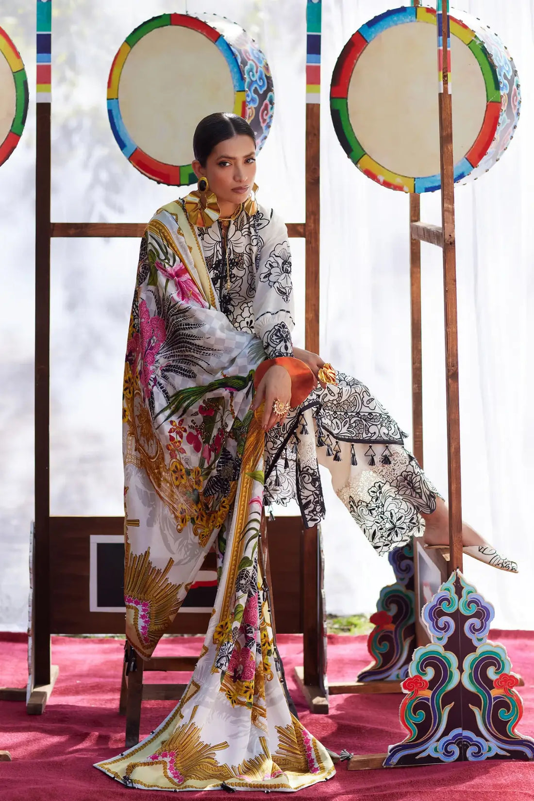Zevaré EL26-07 B ivory floral Élan Lawn'26 stitched 3PC suit with silk dupatta