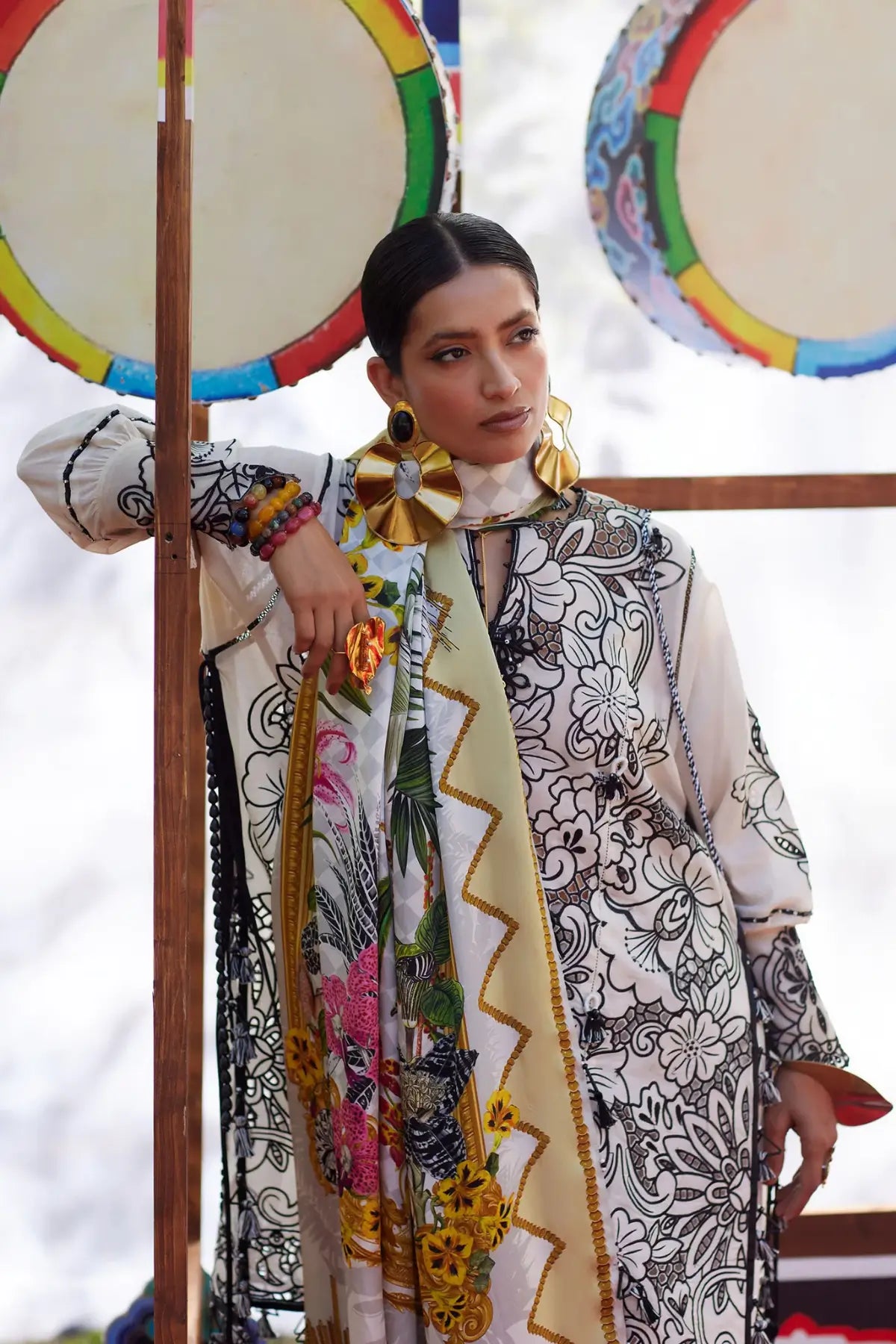 Zevaré EL26-07 B ivory floral Élan Lawn'26 stitched 3PC suit with silk dupatta